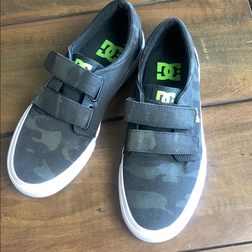 New DC camouflage shoes for kids